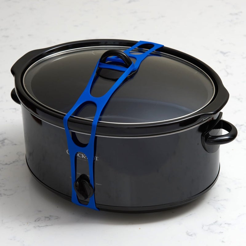 mella Lid Latch the reusable universal lid securing strap for crockpots, casserole dishes, pots, pans and more. Make it easy to transport your favorite dishes with one simple strap. - Image 4